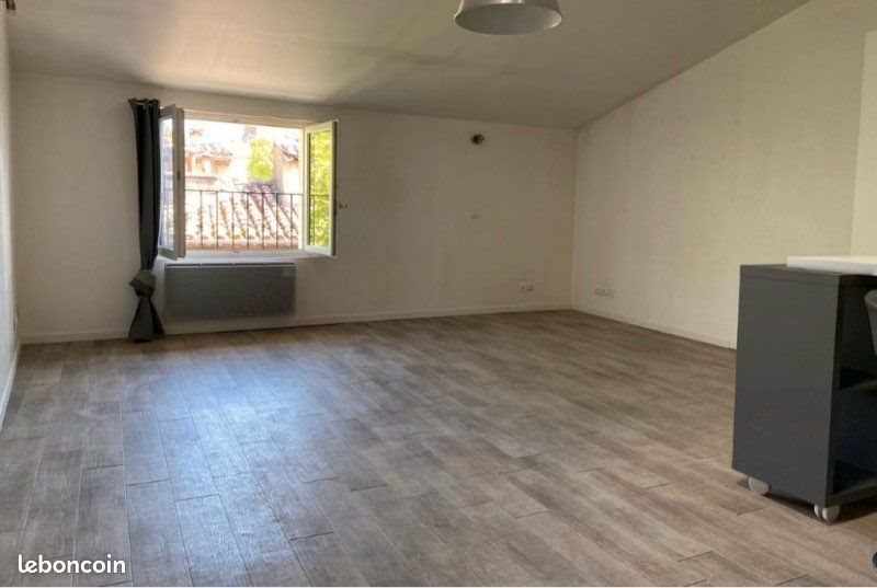 Appartement à louer, 80m², Barjols