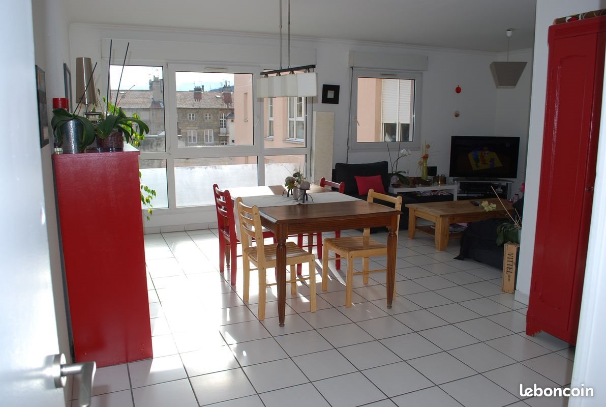 Appartement à louer, 81m², Saint-Étienne
