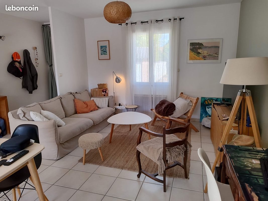 Maison à louer, 70m², Bernis