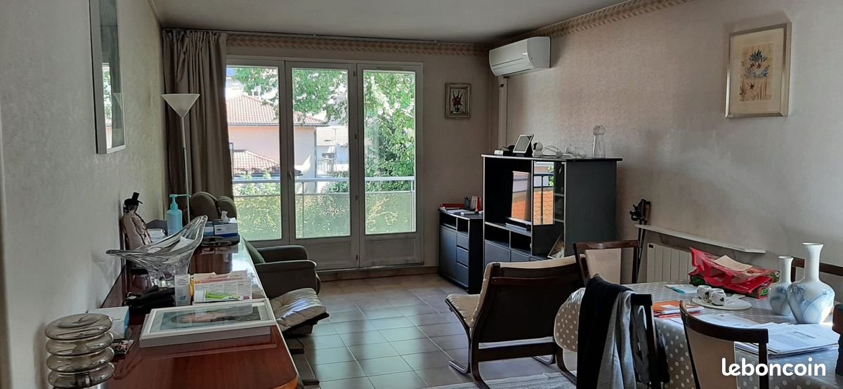 Appartement à louer, 75m², Gières