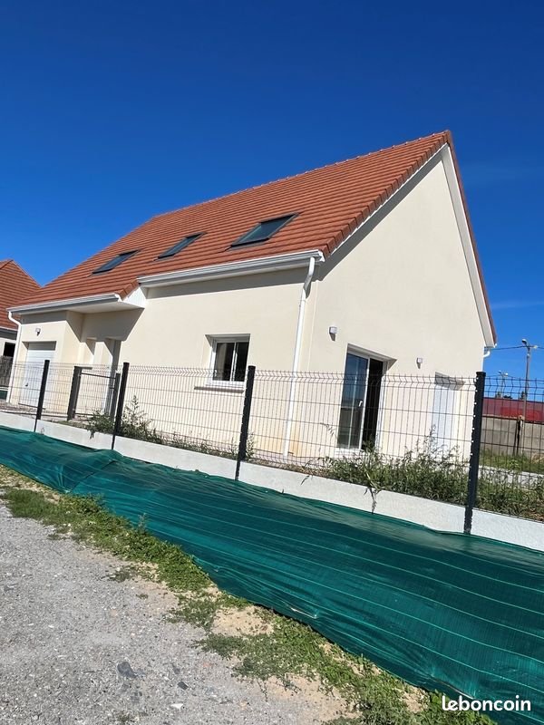 Maison à louer, 118m², Bourg-Achard