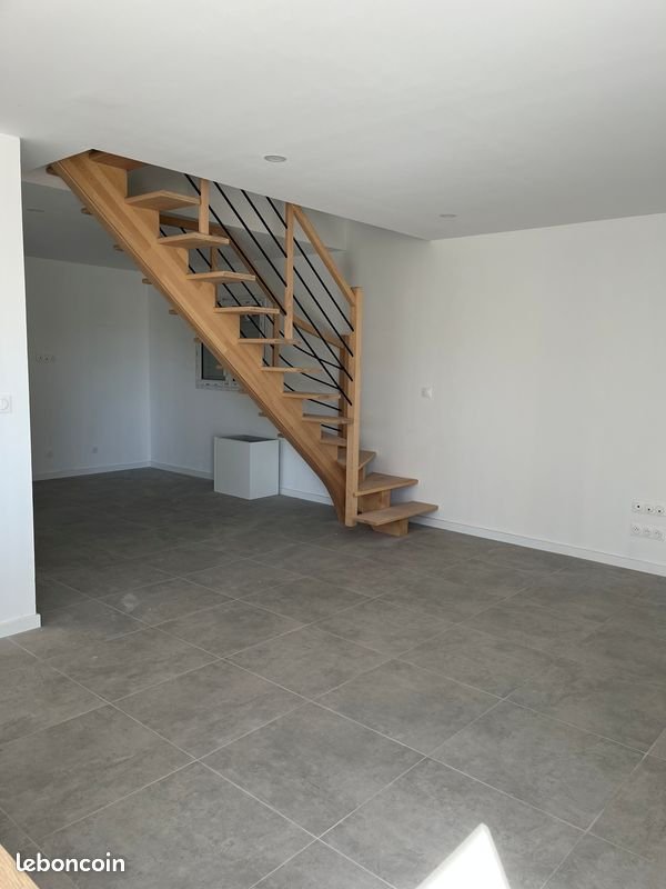 Maison à louer, 118m², Bourg-Achard