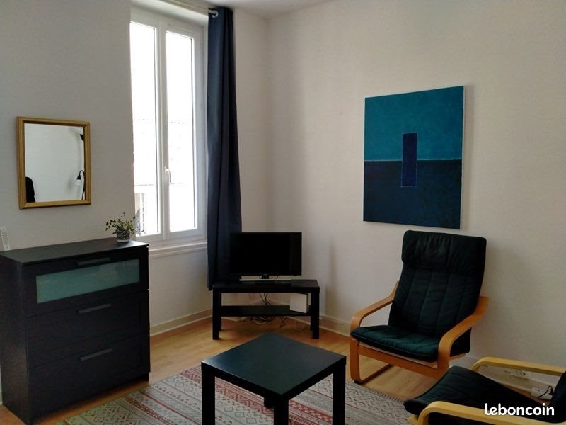 Appartement à louer, 28m², Rochefort