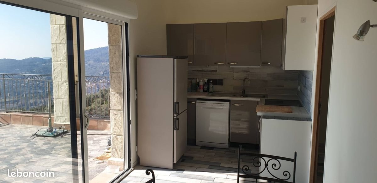 Appartement à louer, 70m², Seillans