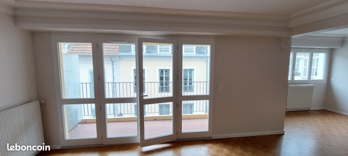Appartement à louer, 135m², Pau