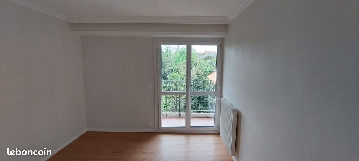 Appartement à louer, 135m², Pau
