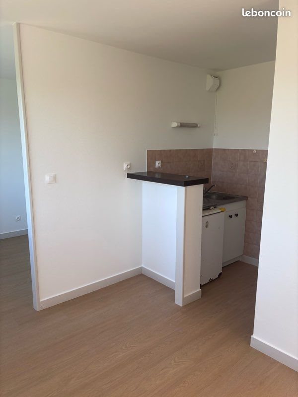 Appartement à louer, 24m², Niort