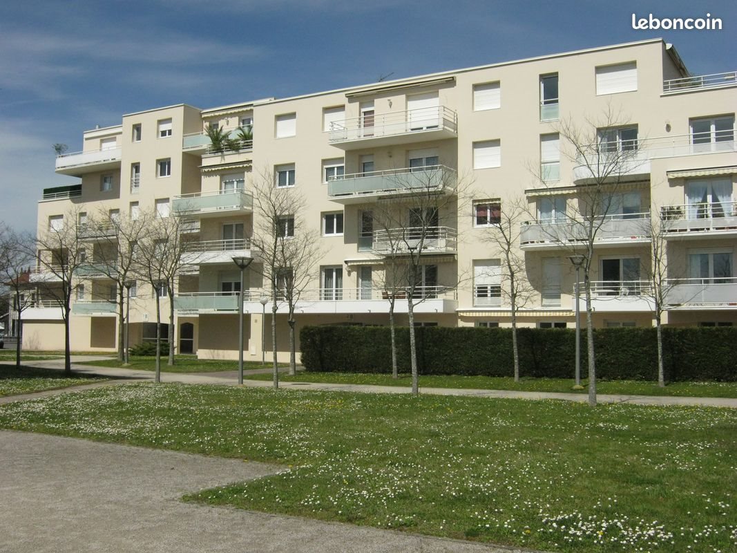 Appartement à louer, 17m², Pau
