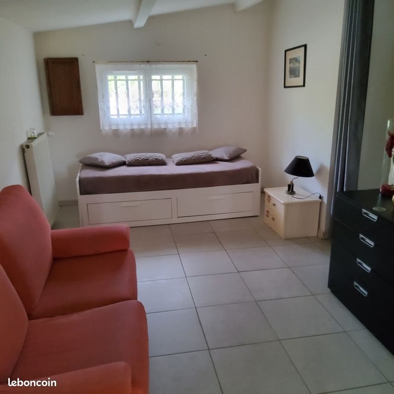 Maison à louer, 40m², Rousset