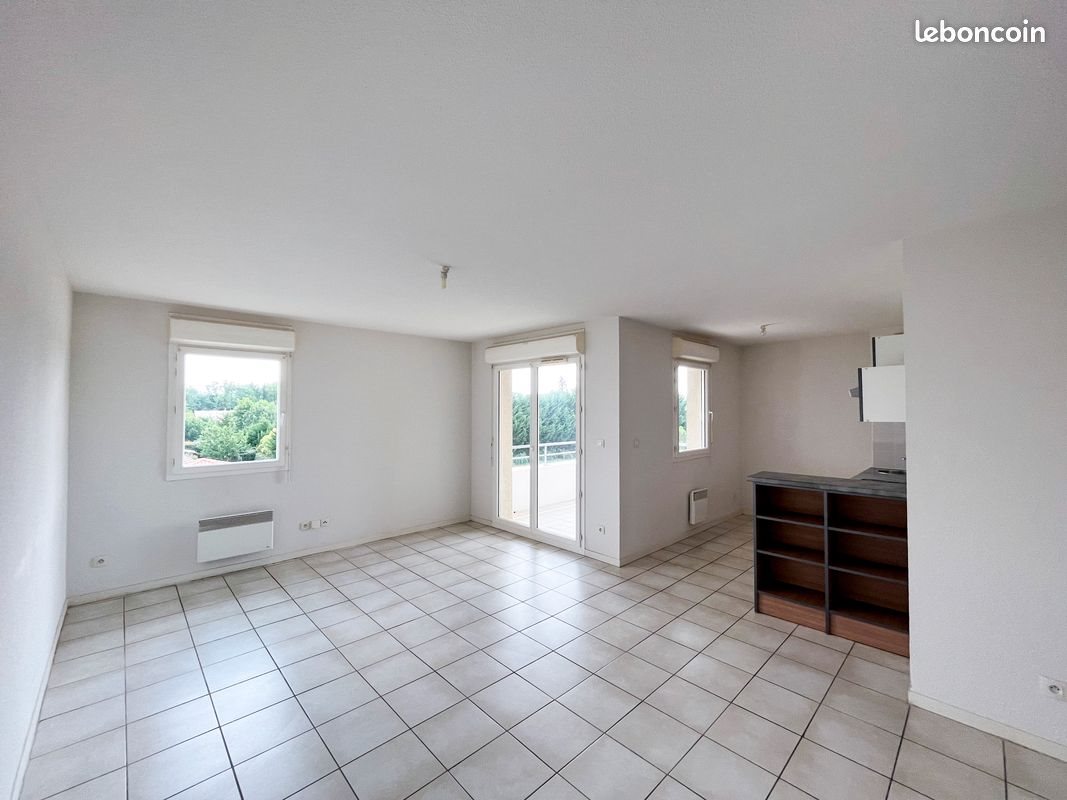 Appartement à louer, 59m², Pineuilh