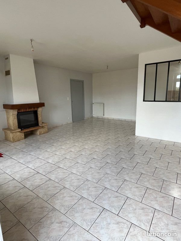 Maison à louer, 98m², Saint-M'Hervé