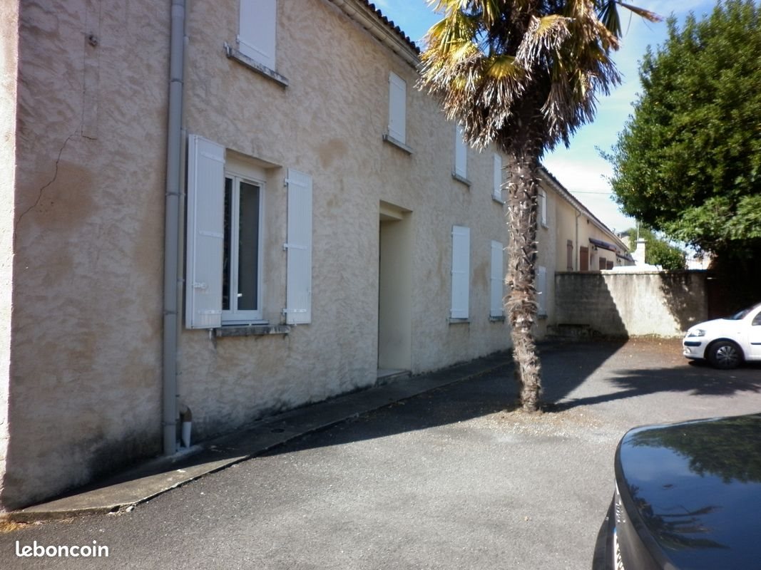 Appartement à louer, 25m², La Couronne