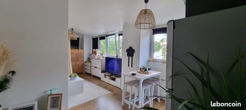 Appartement à louer, 27m², Septeuil