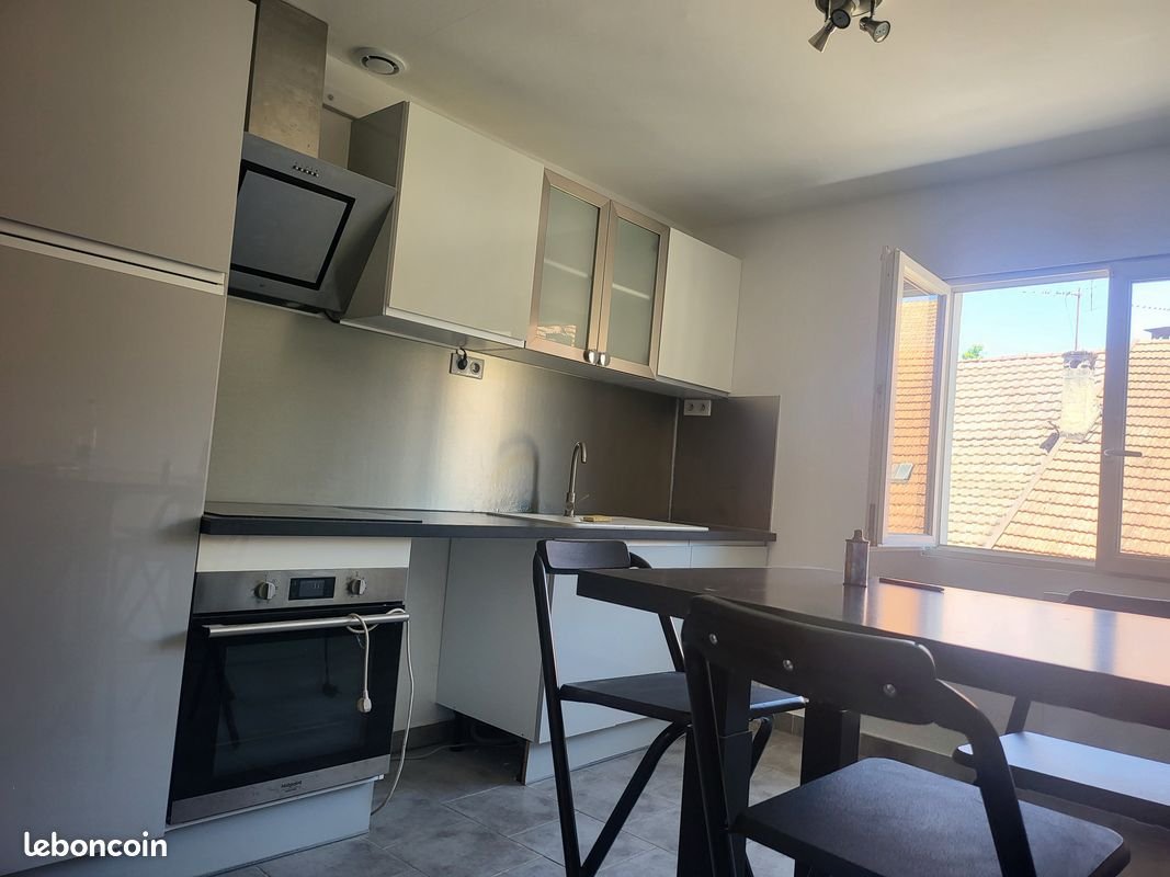 Appartement à louer, 45m², Ornans