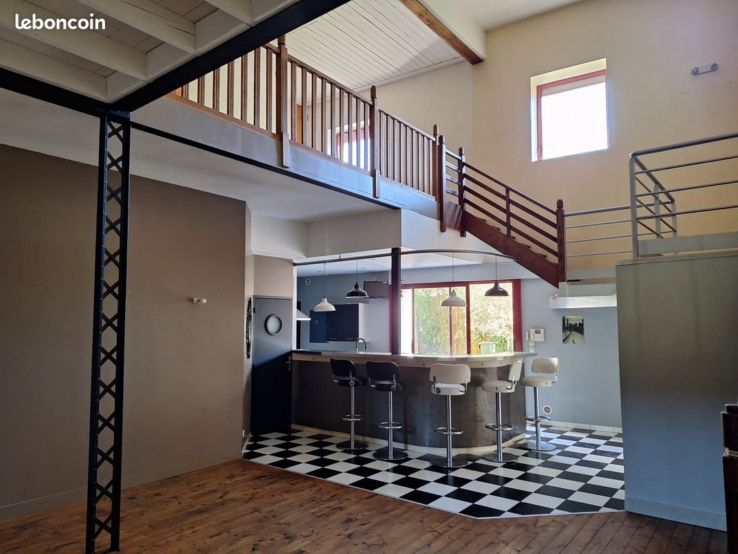 Maison à louer, 263m², Niort