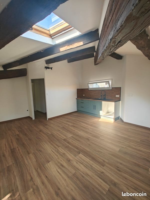 Appartement à louer, 60m², Pépieux