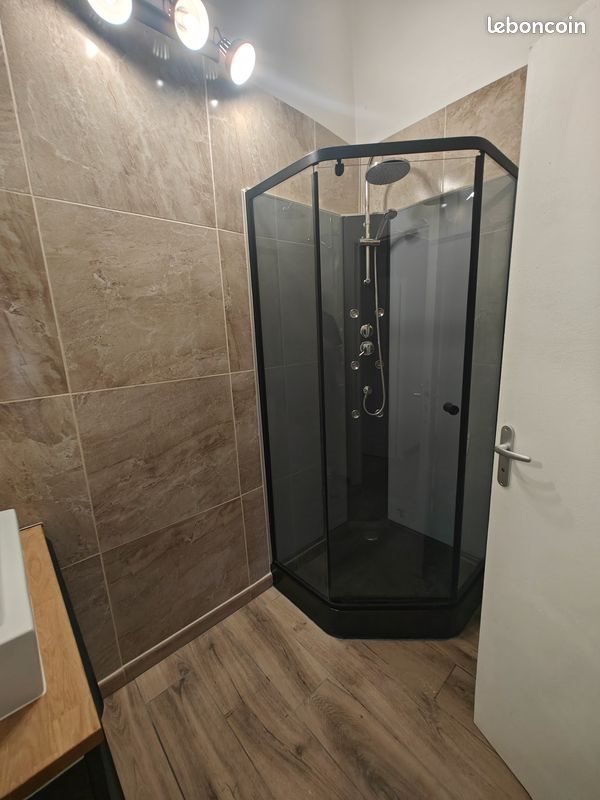 Appartement à louer, 60m², Pépieux