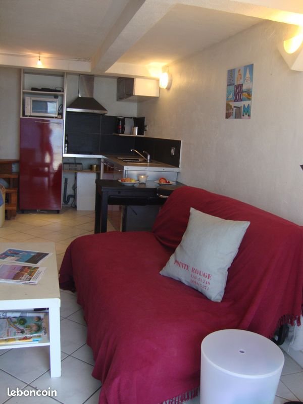 Appartement à louer, 40m², Marseille 8ème