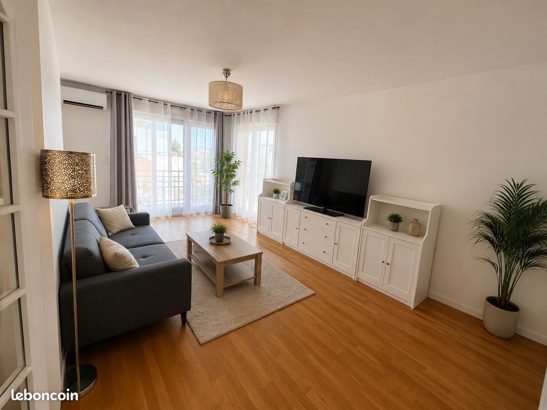 Appartement à louer, 80m², Créteil