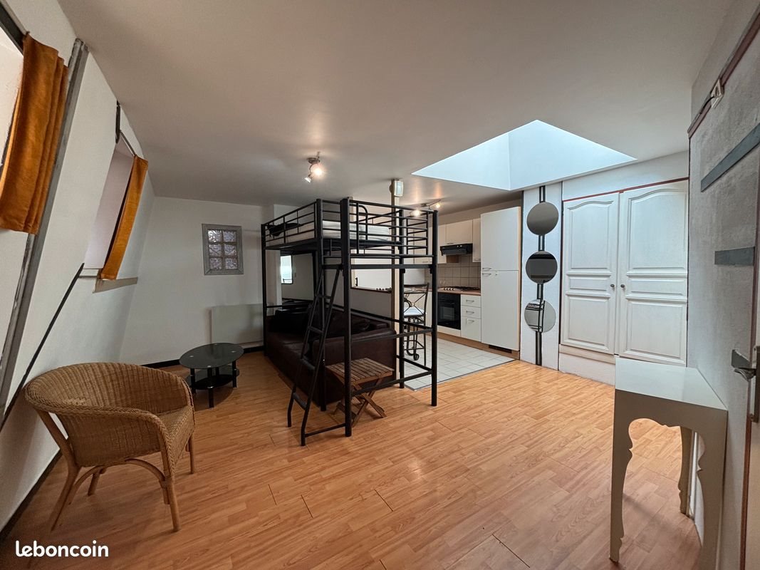 Appartement à louer, 28m², Terrasson-Lavilledieu