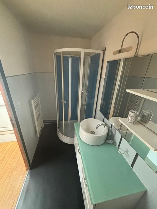 Appartement à louer, 28m², Terrasson-Lavilledieu