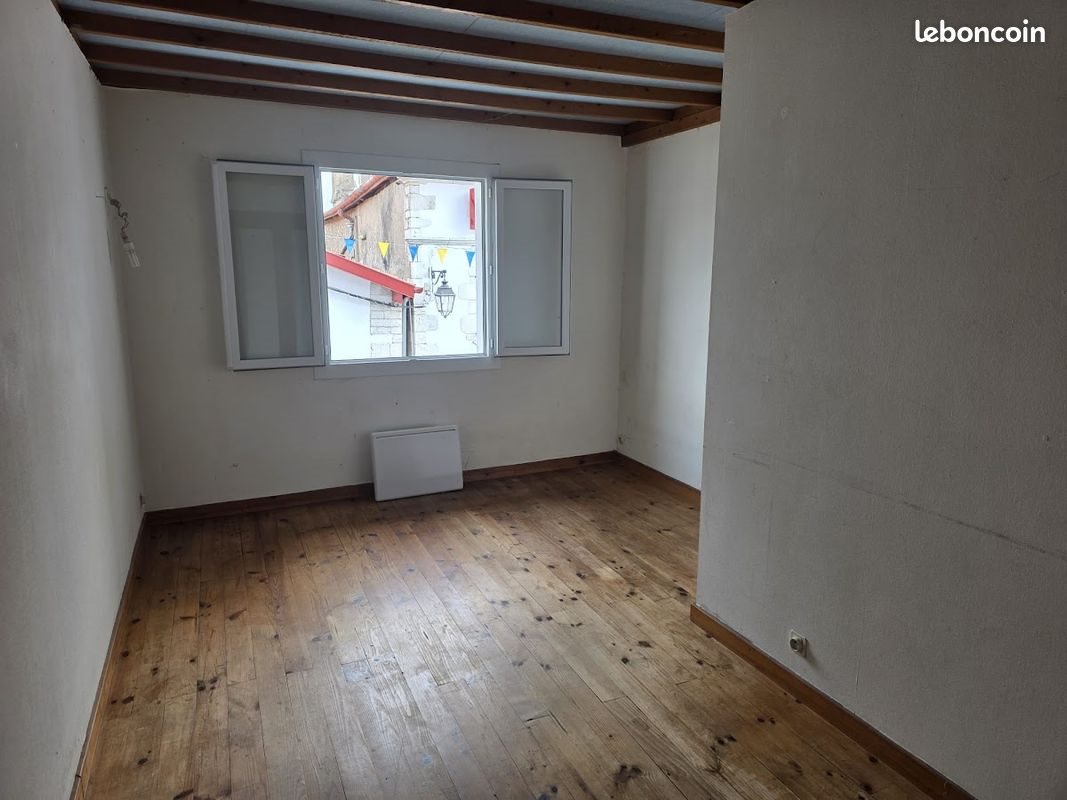 Appartement à louer, 62m², Bidache