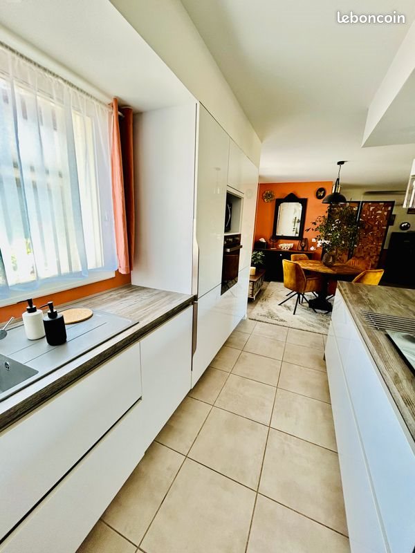 Maison à vendre, 120m², Saint-Laurent-d'Aigouze