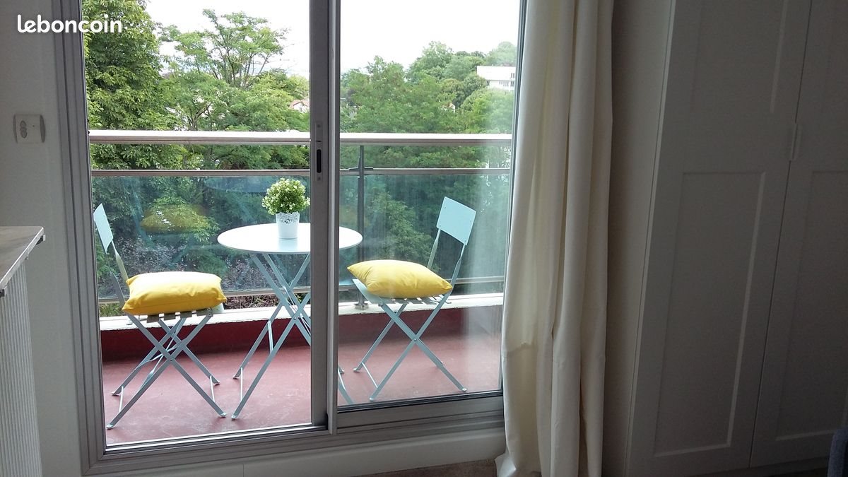 Appartement à louer, 21m², Sèvres