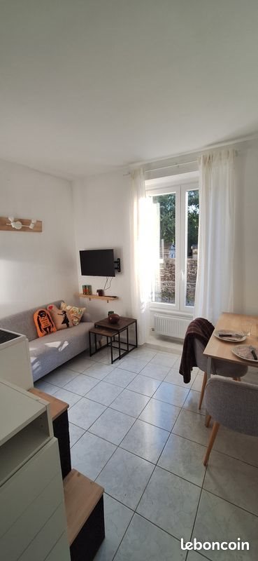 Appartement à louer, 22m², Paris 18ème