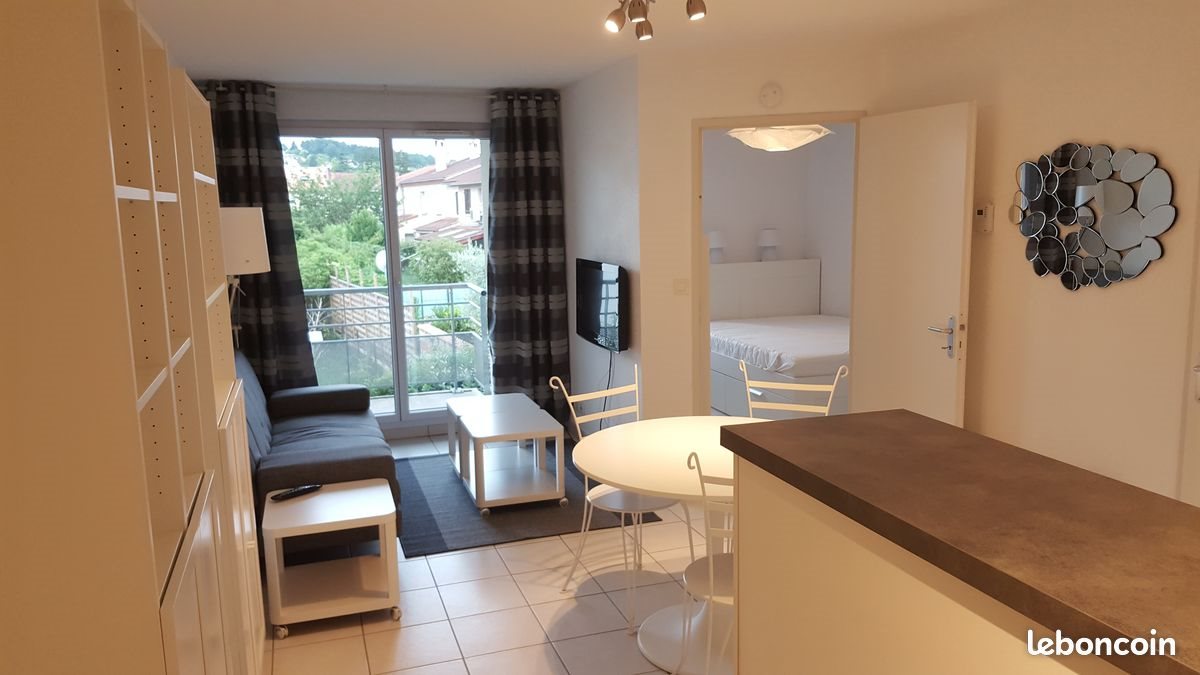 Appartement à louer, 37m², Albi