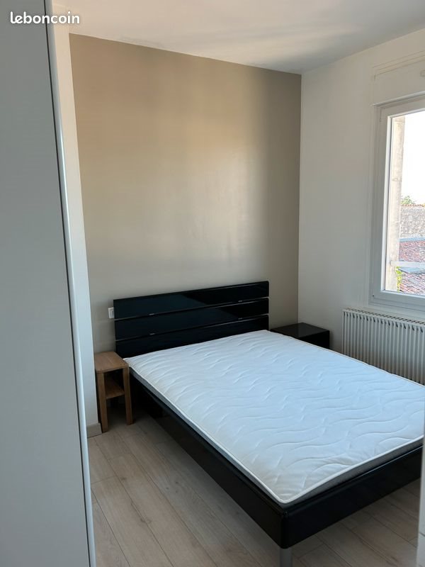 Appartement à louer, 55m², Rochefort