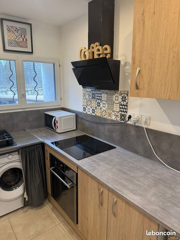 Appartement à louer, 46m², Ginasservis