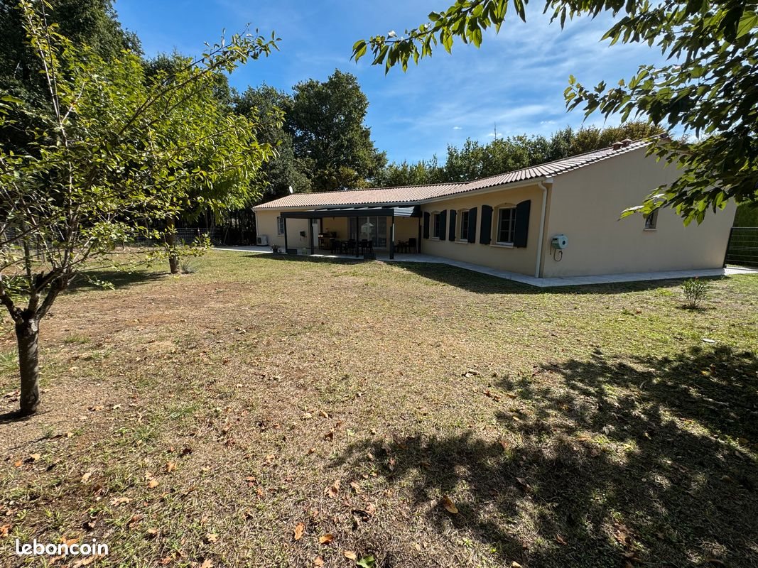 Maison à vendre, 142m², Saint-Germain-de-Lusignan