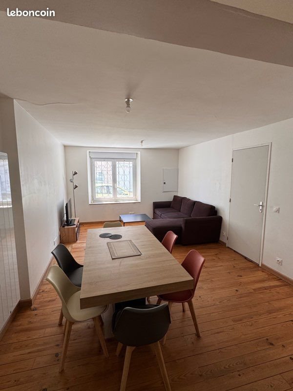 Appartement à louer, 65m², Montendre
