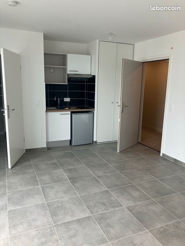 Appartement à louer, 27m², Saint-Maur-des-Fossés