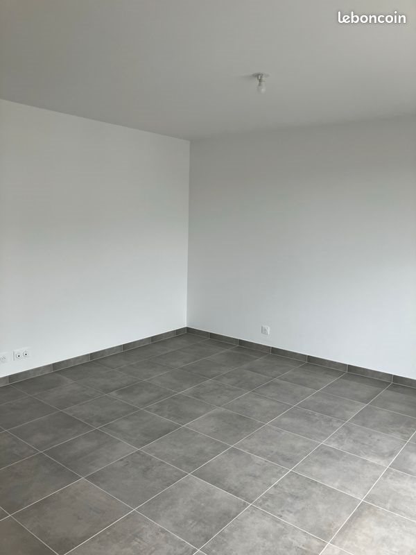 Appartement à louer, 27m², Saint-Maur-des-Fossés