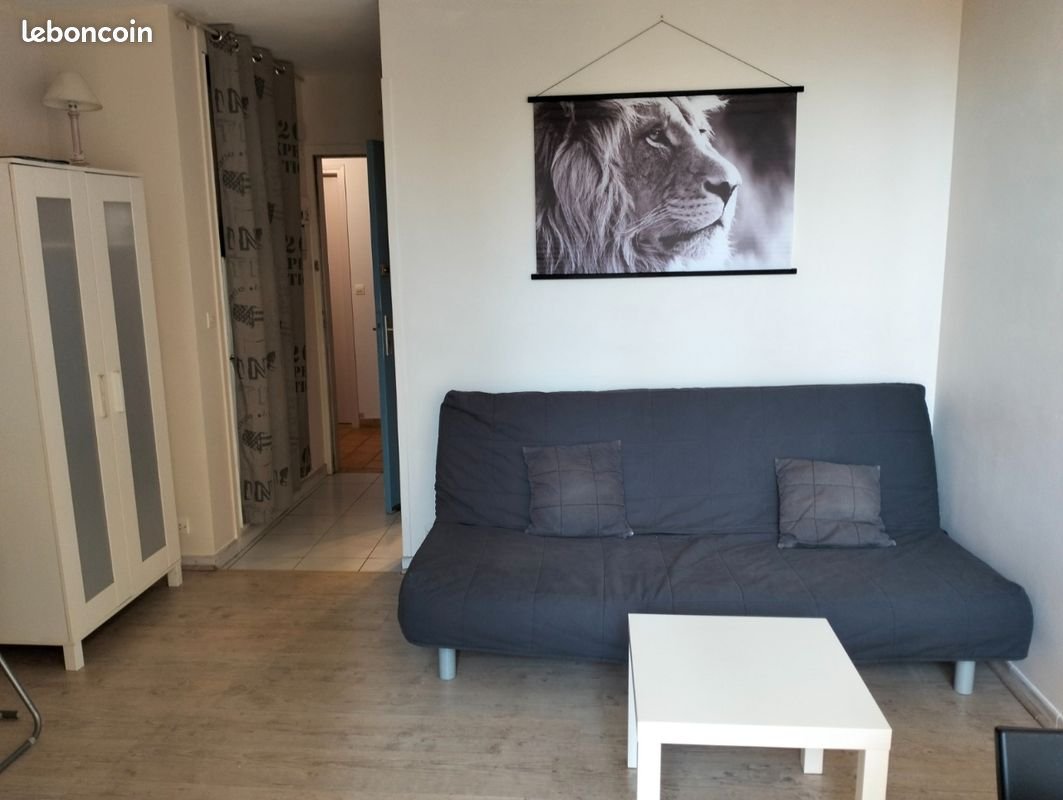 Appartement à louer, 21m², Nîmes