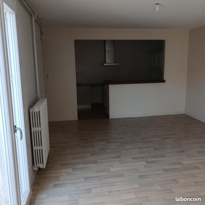 Appartement à louer, 65m², Aurillac