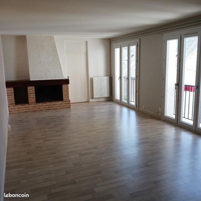 Appartement à louer, 65m², Aurillac