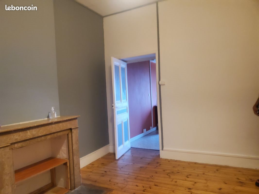 Appartement à louer, 26m², Saint-Étienne