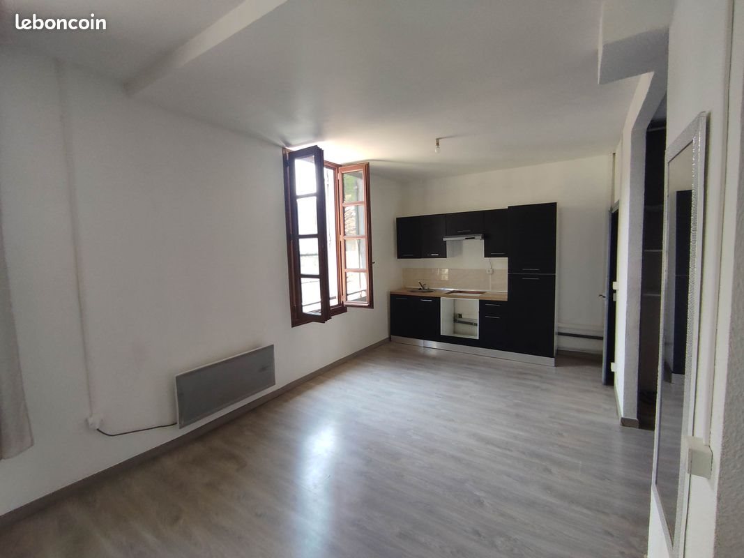 Appartement à louer, 85m², Sommières