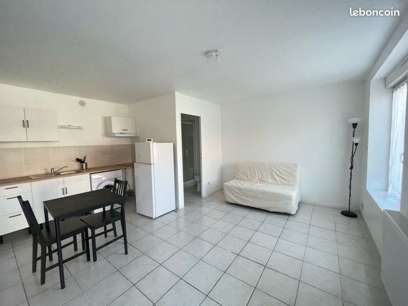 Appartement à louer, 25m², La Romagne