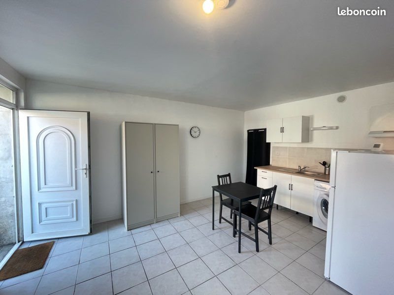 Appartement à louer, 25m², La Romagne