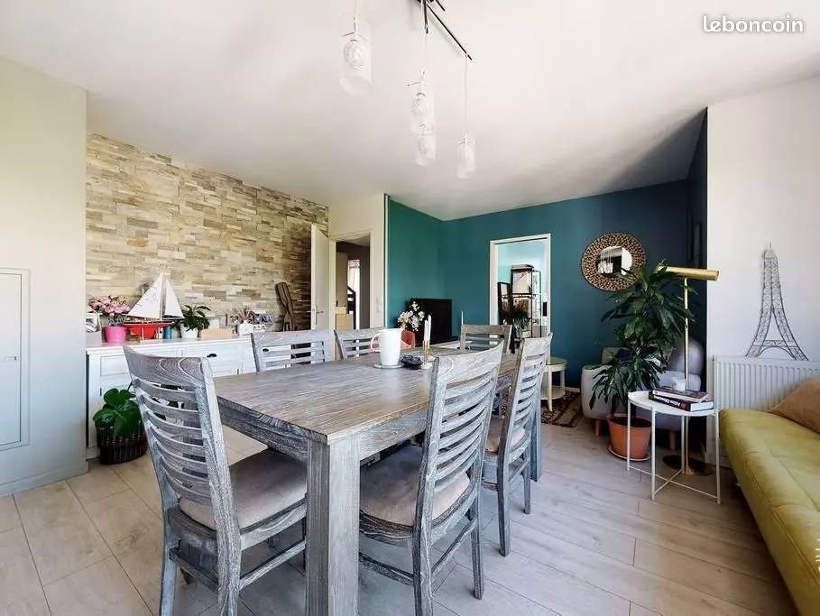Appartement à louer, 78m², Nanterre