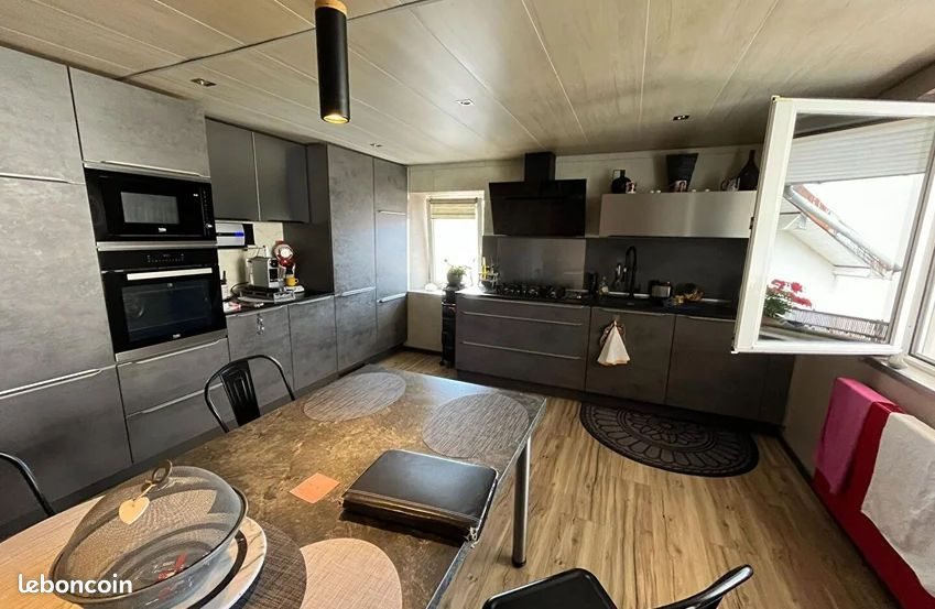 Appartement à vendre, 94m², Valentigney