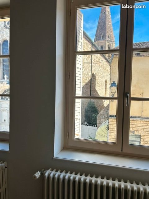 Appartement à louer, 80m², Cluny