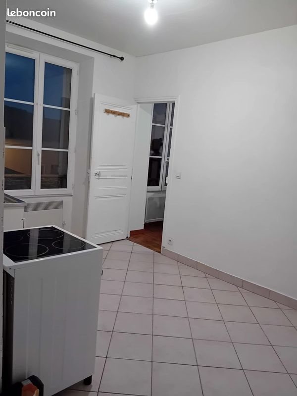Appartement à louer, 24m², Montereau-Fault-Yonne