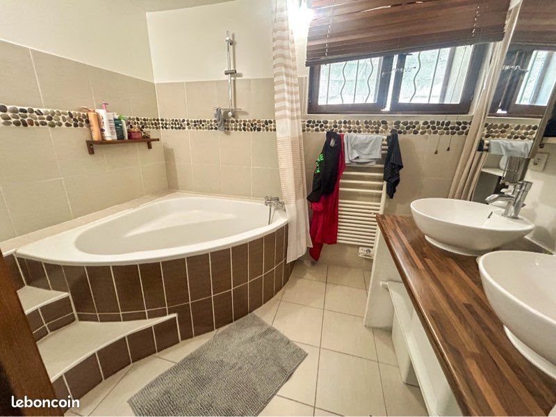 Appartement à louer, 60m², Marseille 15ème