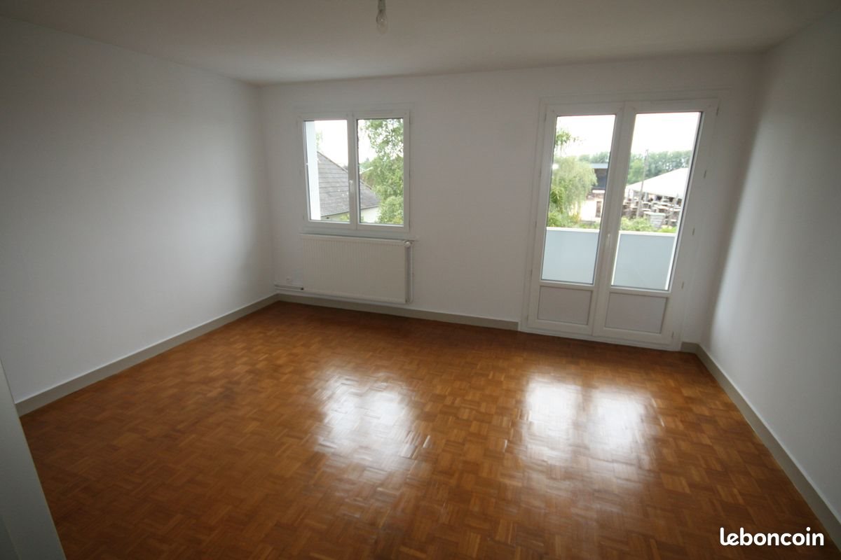 Appartement à louer, 80m², Vallon-en-Sully