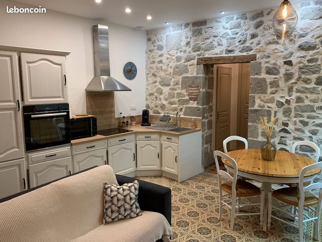 Appartement à louer, 38m², Aurillac